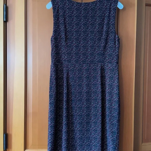 ⭐️ Ann Taylor dress - 10 petite - Picture 6 of 6